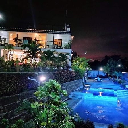 Casa De Robles Tanay Rizal Otel Dış mekan fotoğraf